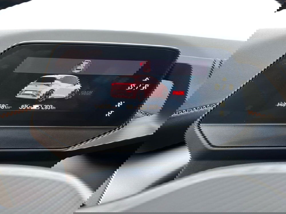 Cupra Born usata a Roma (14)