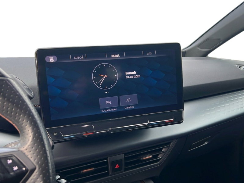 Cupra Born usata a Roma (15)