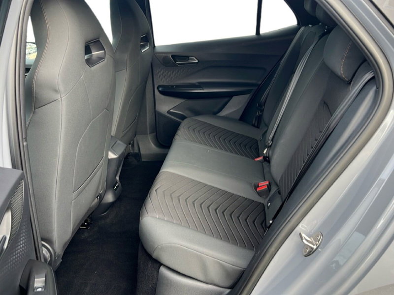 Cupra Born usata a Roma (16)