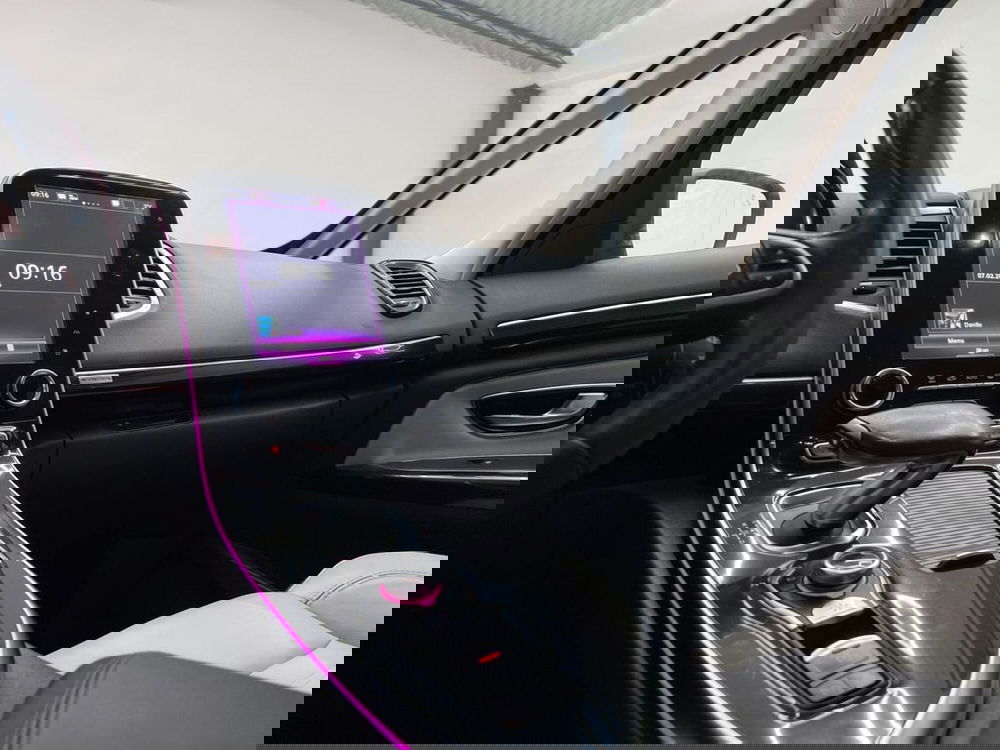 Renault Espace usata a Roma (13)