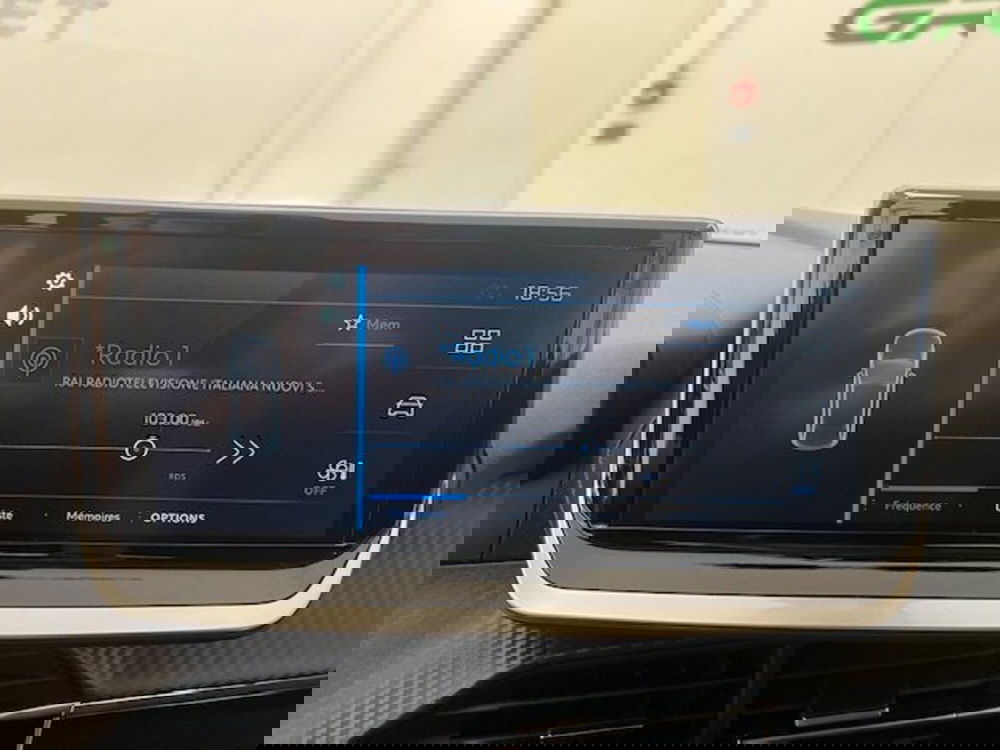 Peugeot 208 nuova a Savona (12)