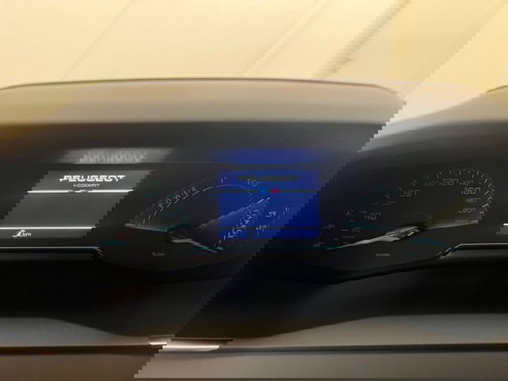 Peugeot 208 nuova a Savona (8)