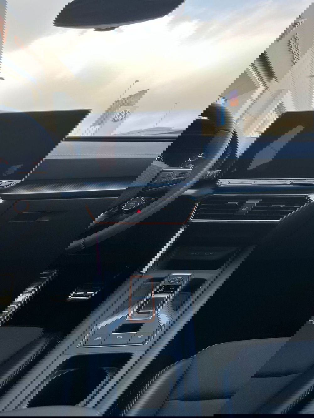 Cupra Formentor nuova a Lecco (9)