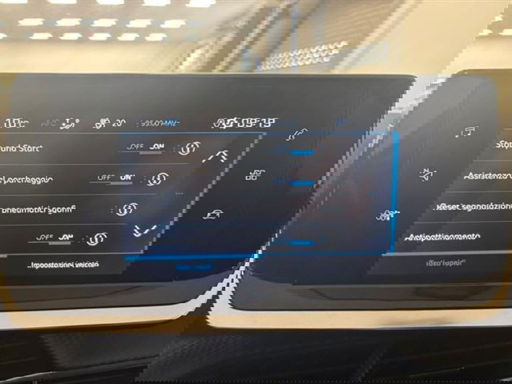 Peugeot 208 usata a Siena (15)