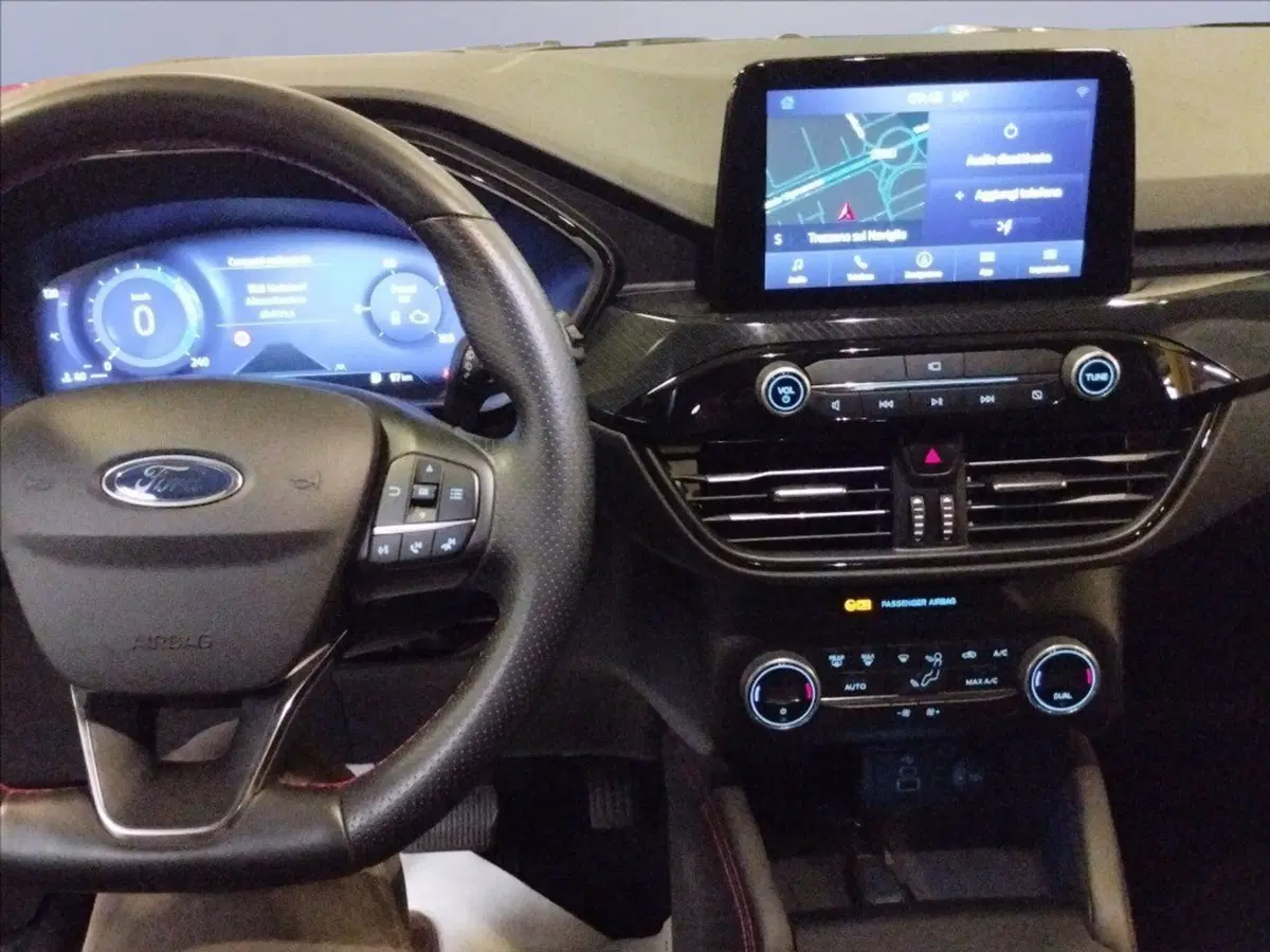 Ford Kuga usata a Milano (12)