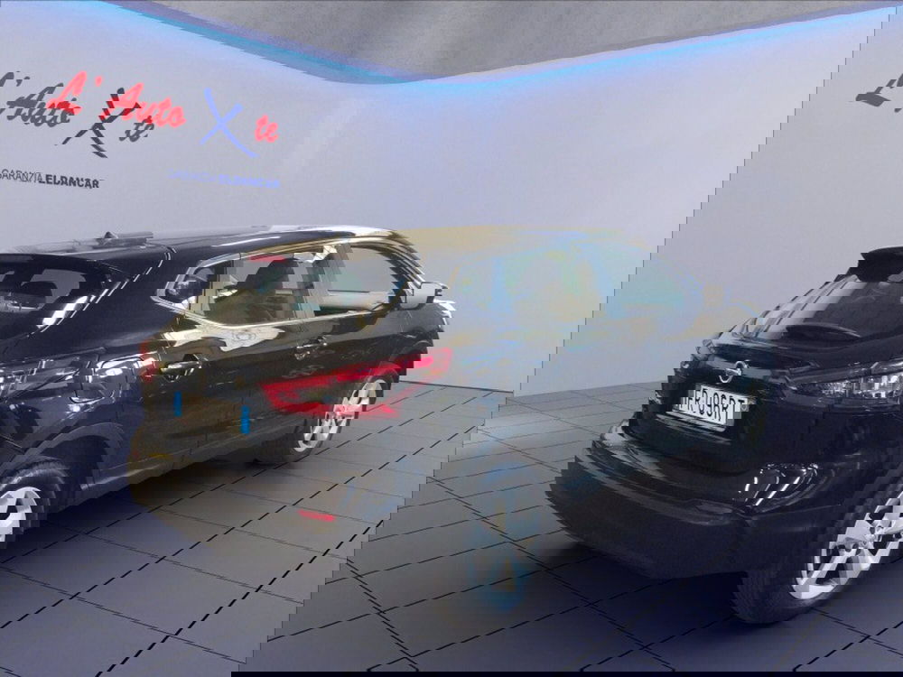 Nissan Qashqai usata a Milano (6)