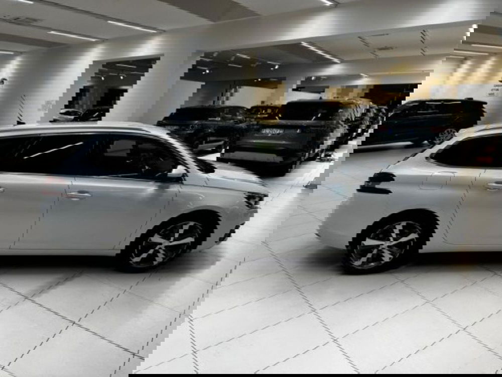 Peugeot 308 SW usata a Modena (6)