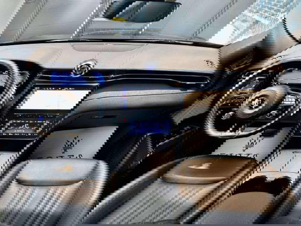 Maserati Grecale usata a Torino (15)