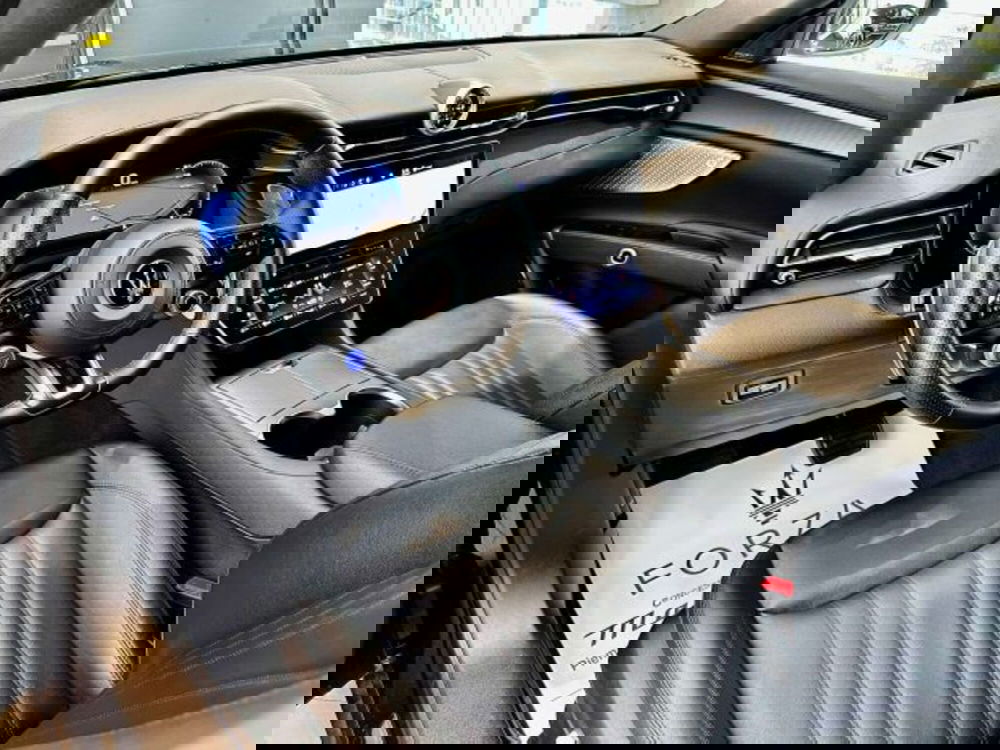 Maserati Grecale usata a Torino (9)