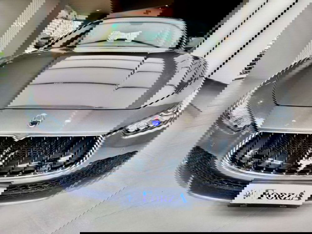 Maserati Ghibli usata a Torino (2)