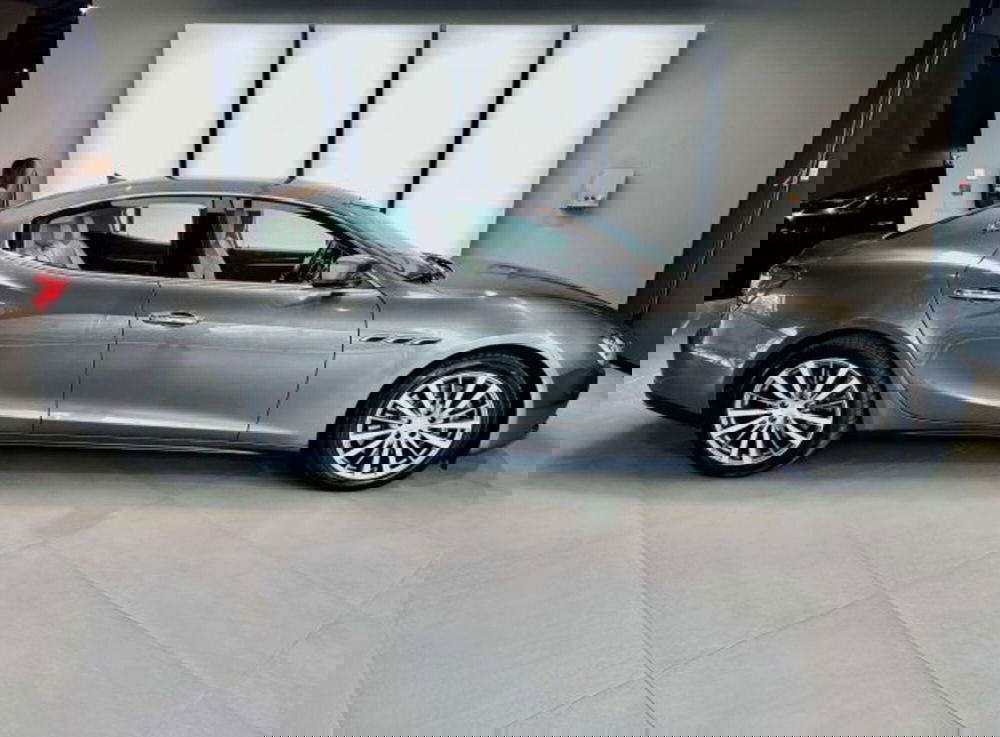 Maserati Ghibli usata a Torino (5)