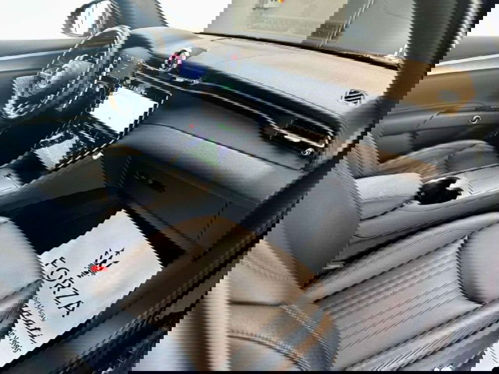 Maserati Grecale usata a Torino (12)