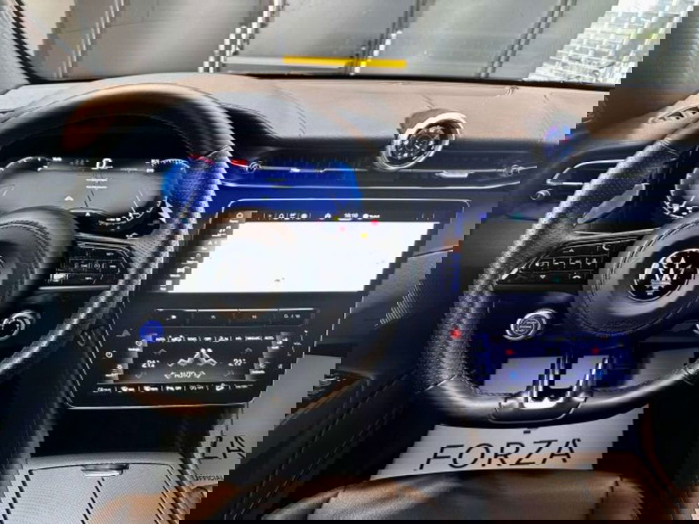 Maserati Grecale usata a Torino (14)