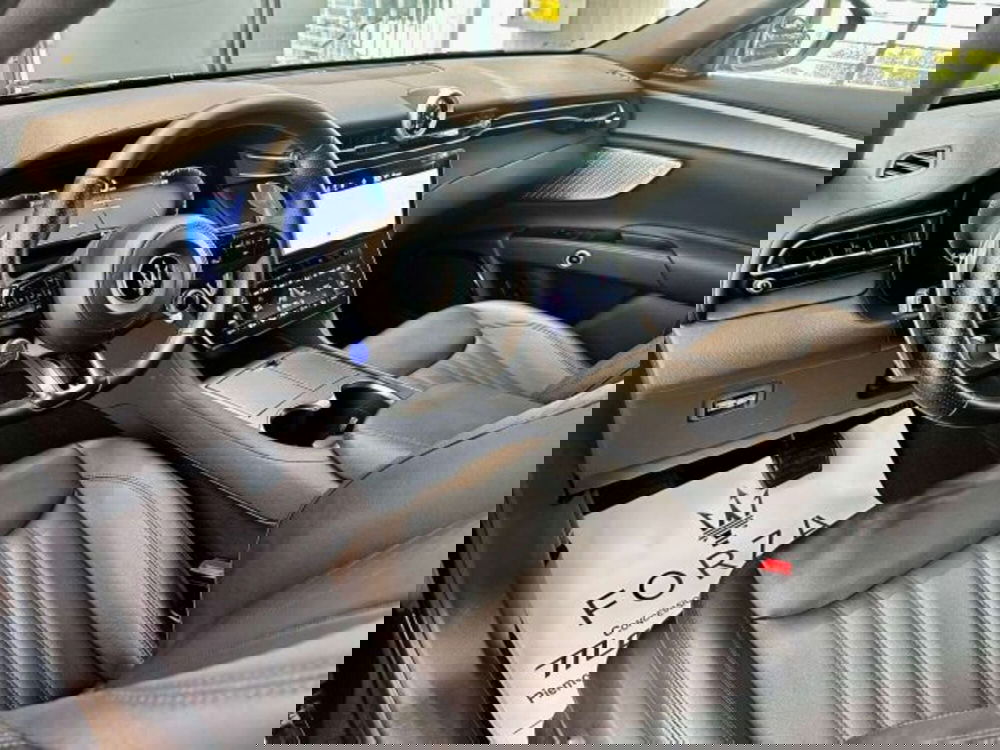 Maserati Grecale usata a Torino (9)