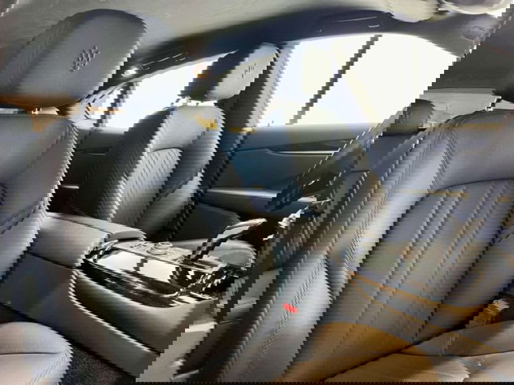 Maserati Levante usata a Torino (11)