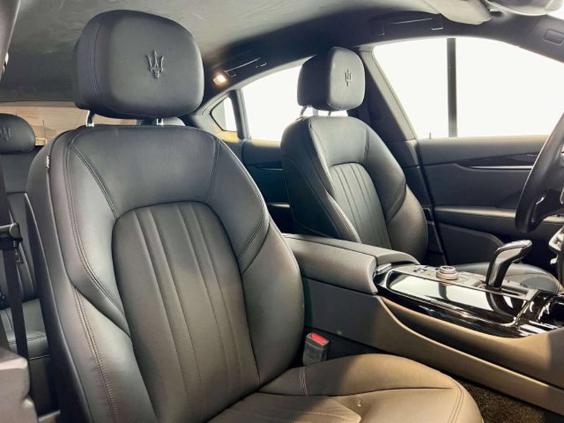 Maserati Levante usata a Torino (6)