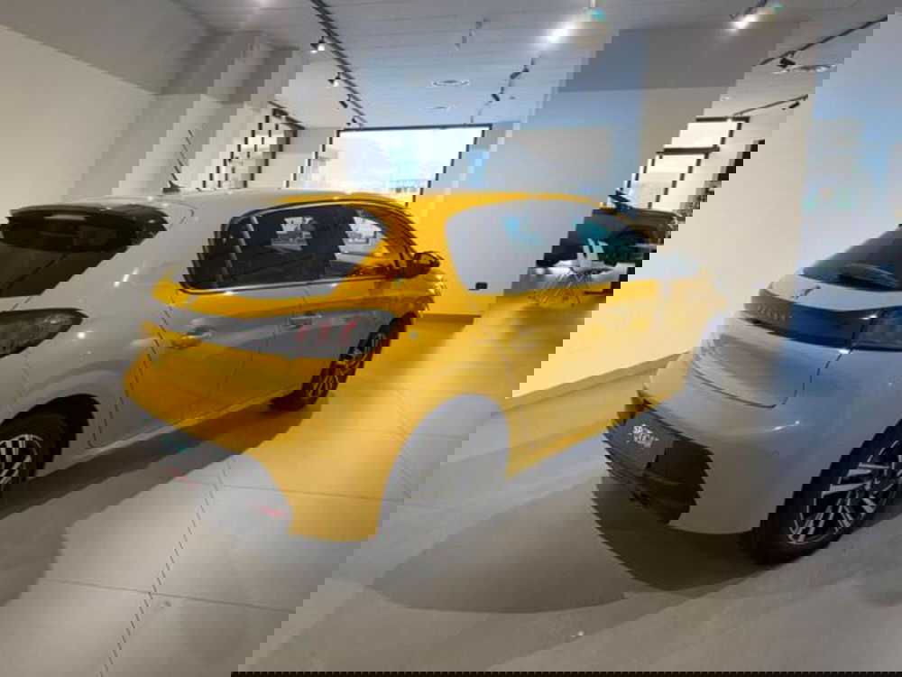 Peugeot 208 usata a Salerno (4)