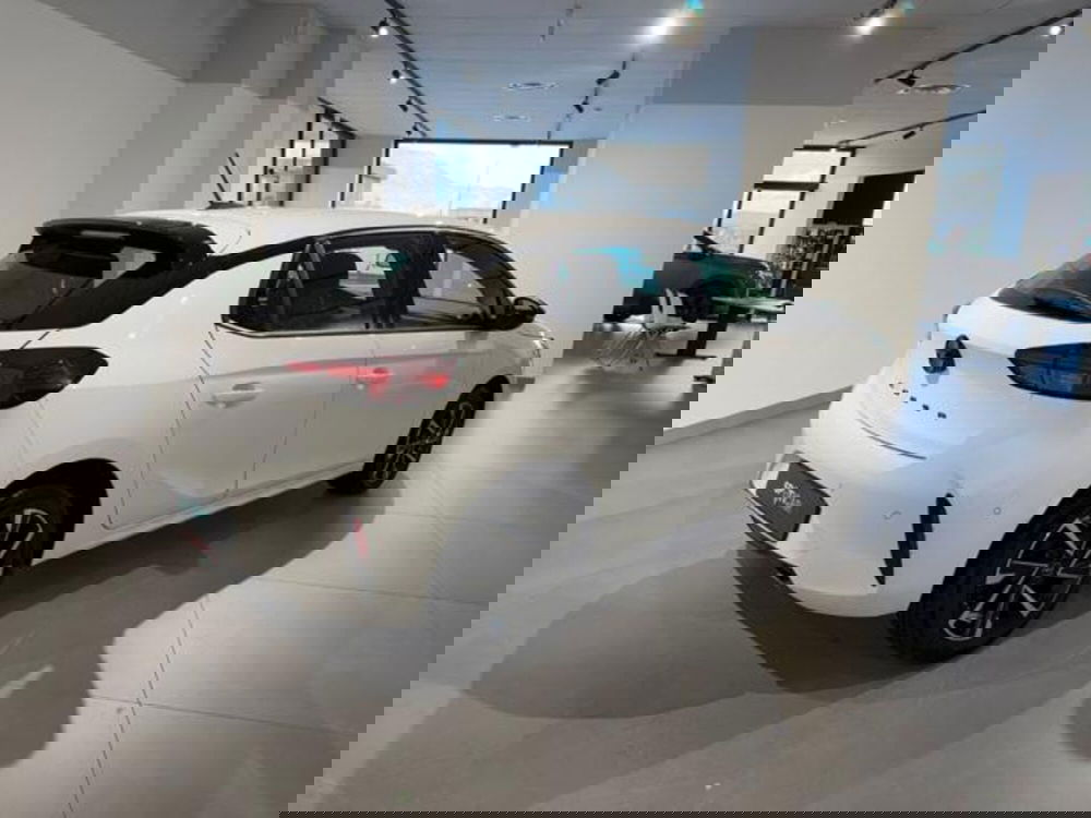 Opel Corsa usata a Salerno (4)