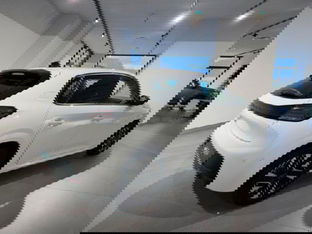 Peugeot 208 usata a Salerno (4)