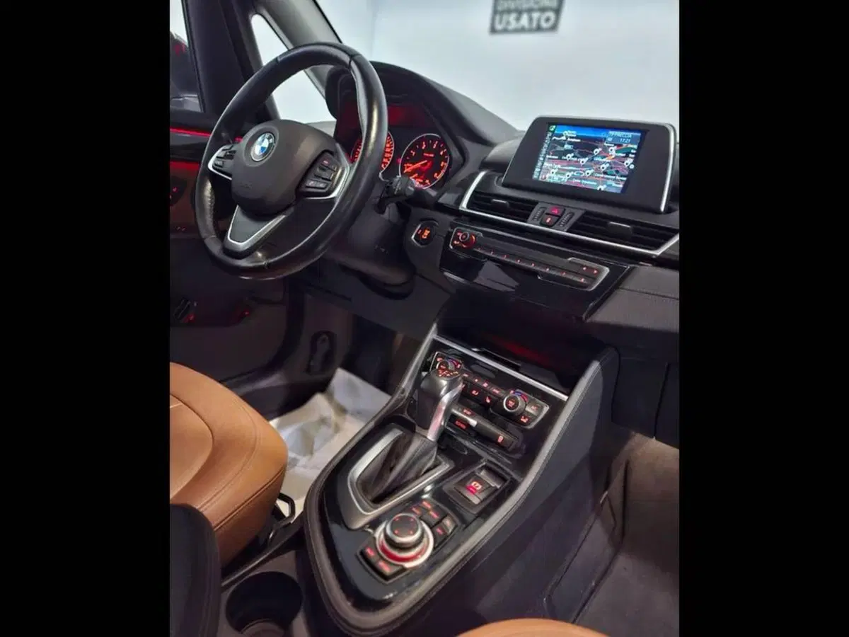 BMW Serie 2 Active Tourer usata a Torino (11)