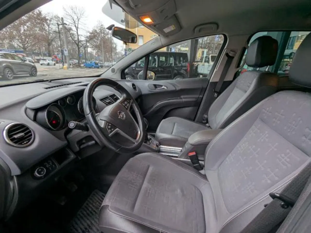 Opel Meriva usata a Parma (10)