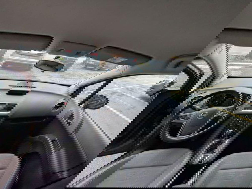 Opel Meriva usata a Parma (13)