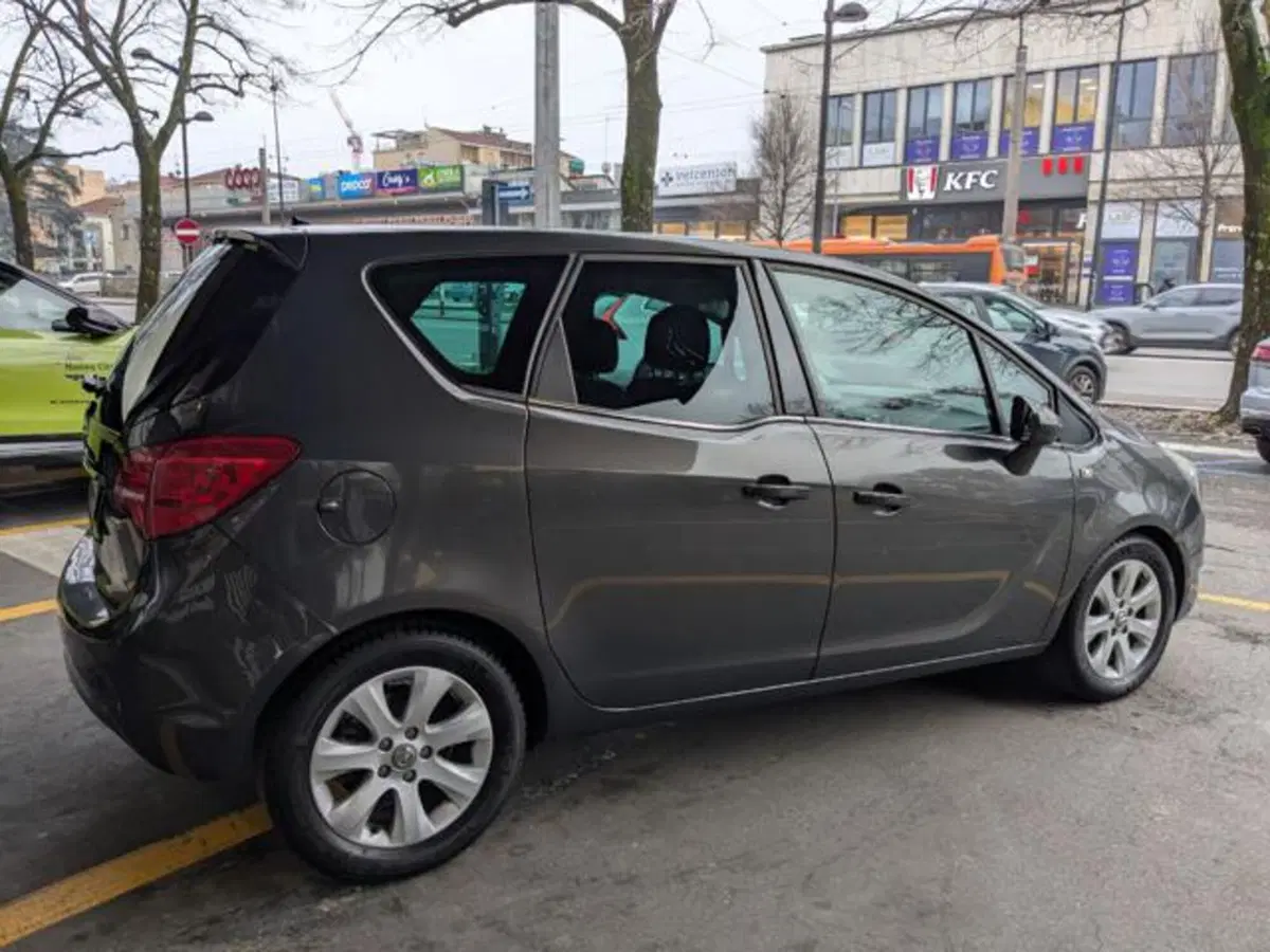 Opel Meriva usata a Parma (7)