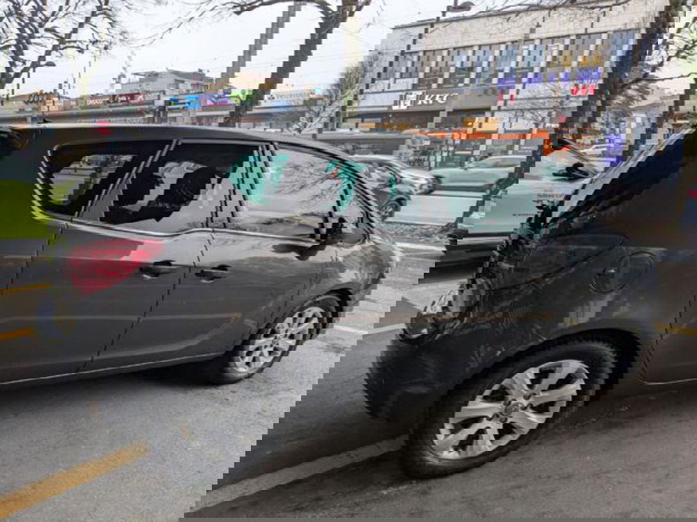 Opel Meriva usata a Parma (7)