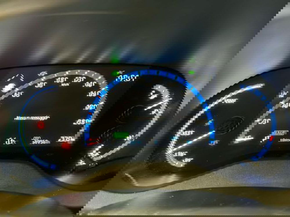 Toyota Yaris Cross usata a Vercelli (13)