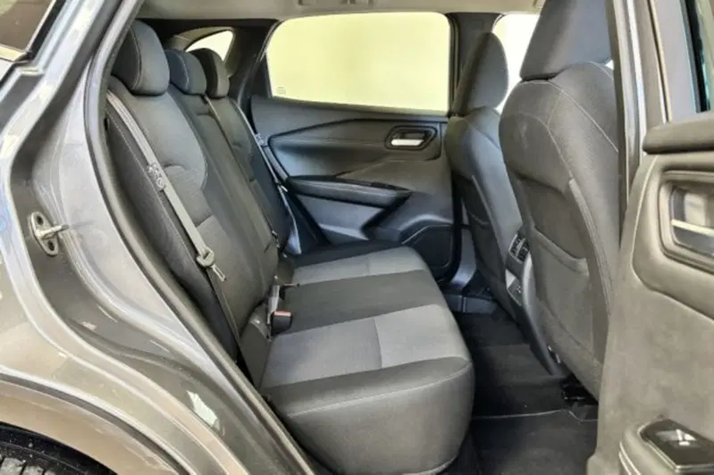 Nissan Qashqai usata a Latina (10)
