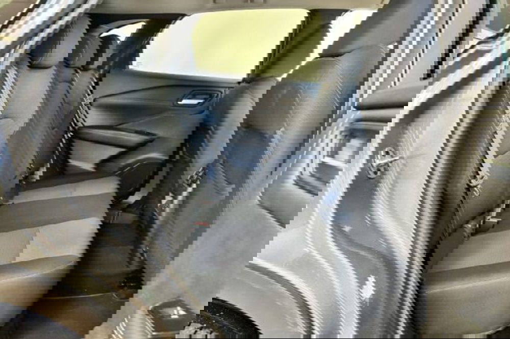 Nissan Qashqai usata a Latina (10)