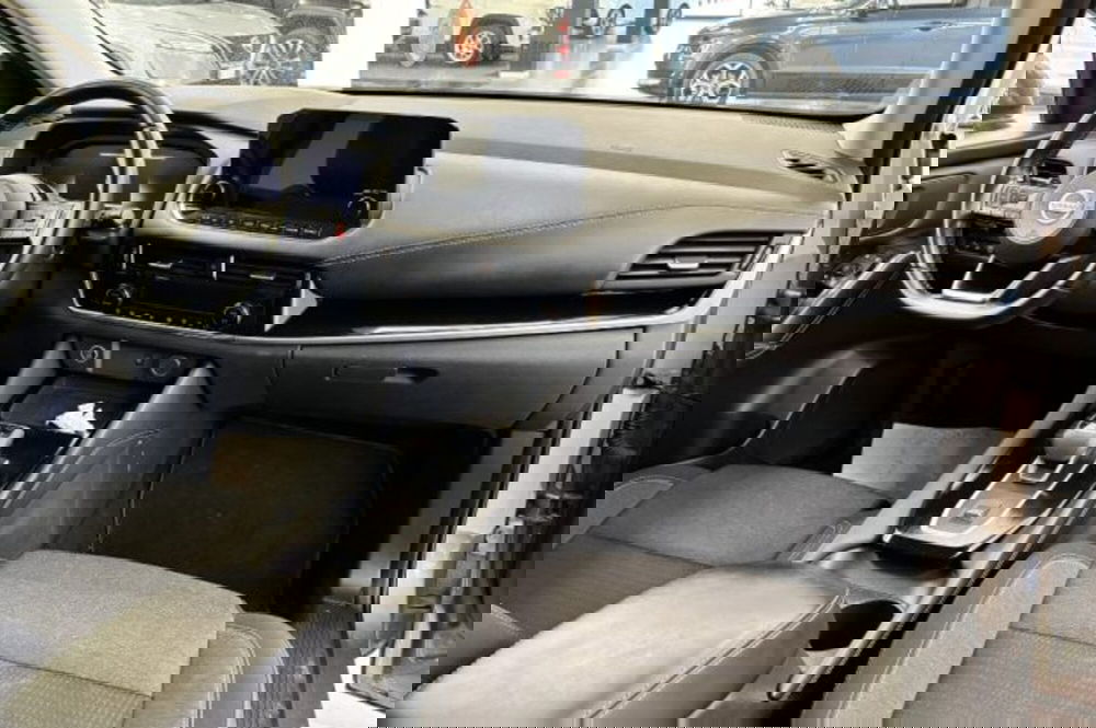 Nissan Qashqai usata a Latina (9)
