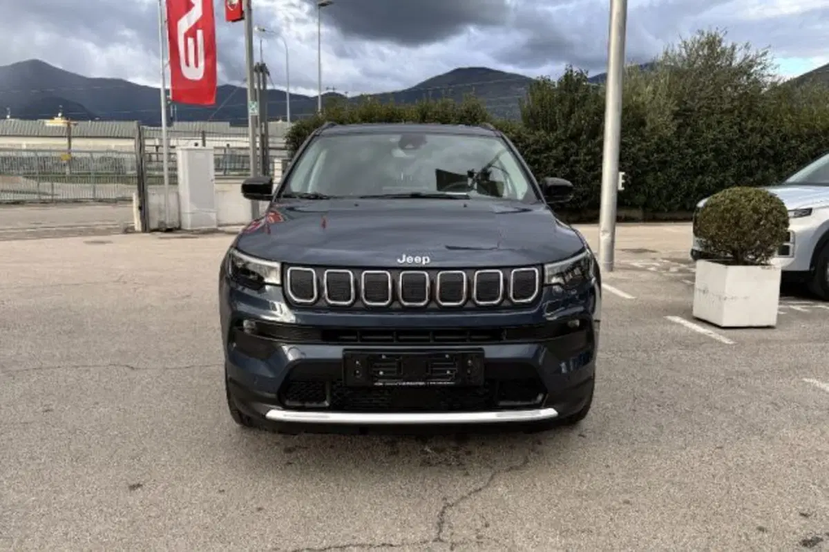Jeep Compass usata a Latina (2)