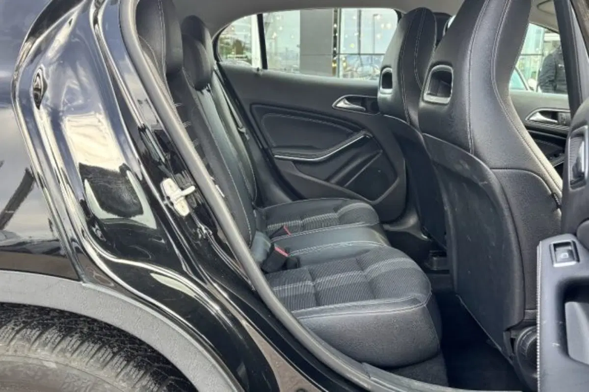 Mercedes-Benz GLA SUV usata a Latina (7)