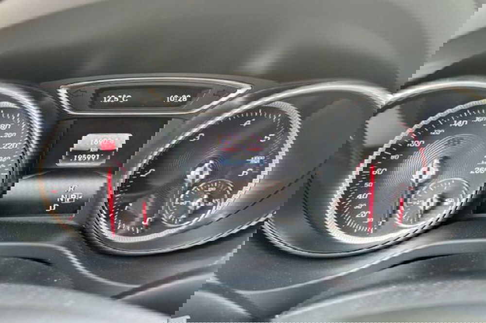 Mercedes-Benz GLA SUV usata a Latina (13)