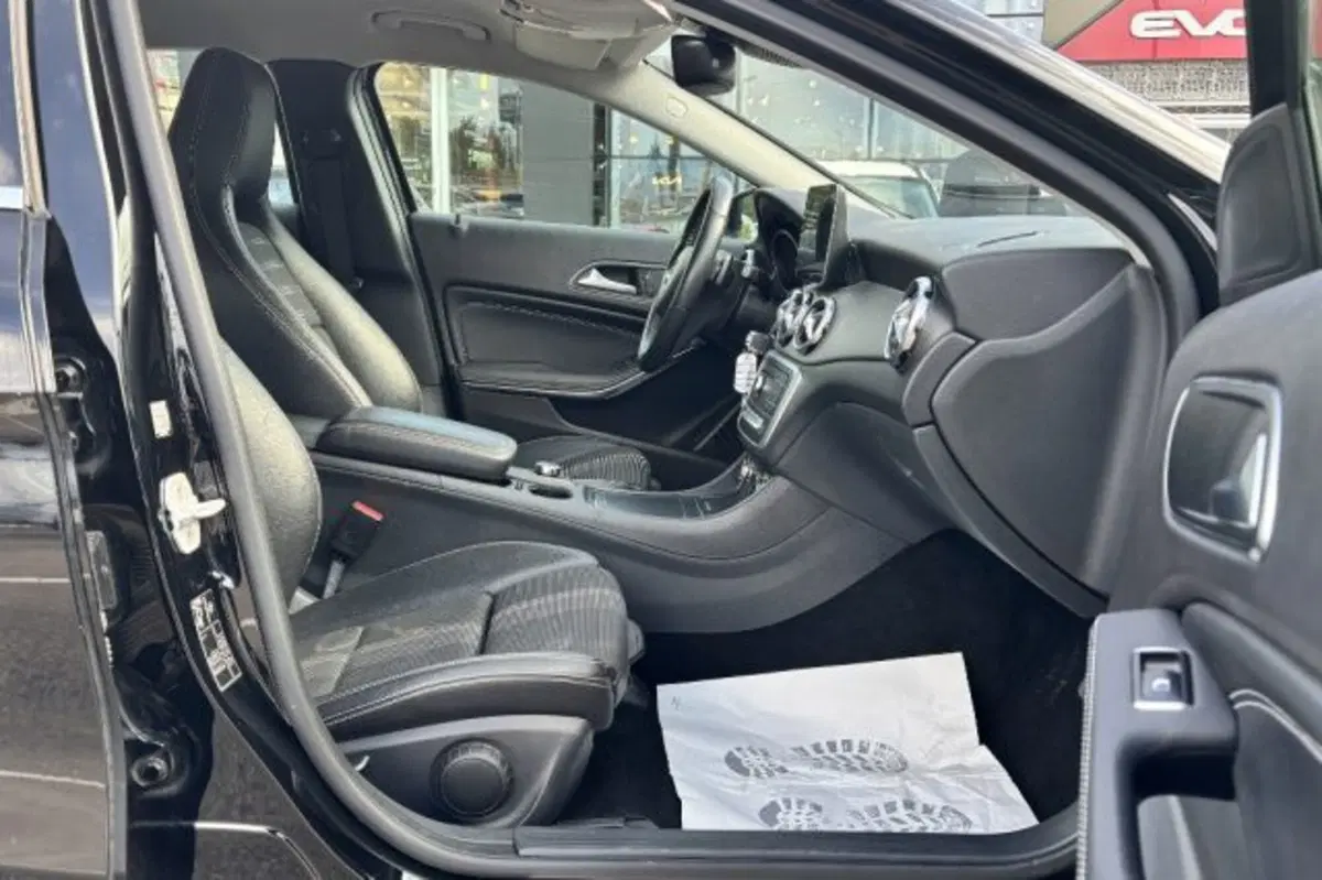 Mercedes-Benz GLA SUV usata a Latina (5)