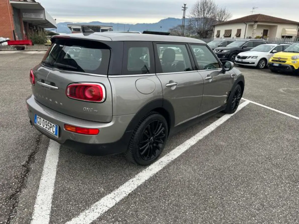 MINI Mini Clubman usata a Lucca (5)