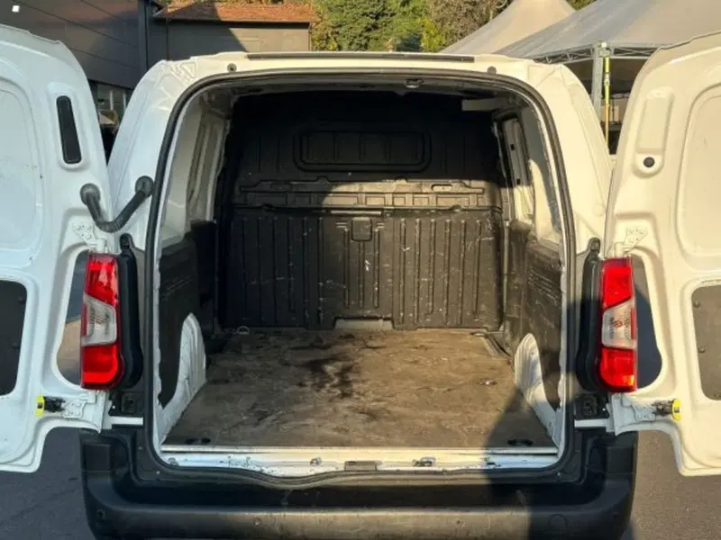 Toyota Proace City usata a Lucca (11)