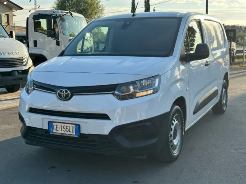 Toyota Proace City usata a Lucca (2)