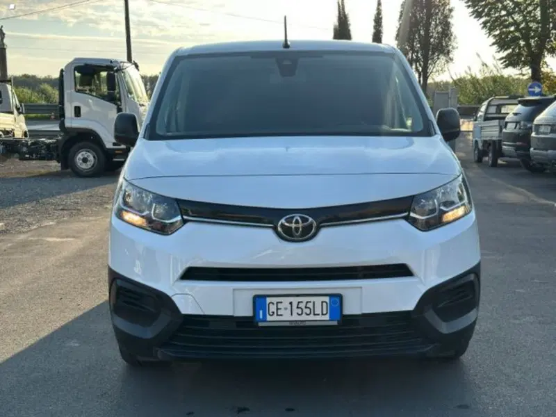 Toyota Proace City usata a Lucca (3)