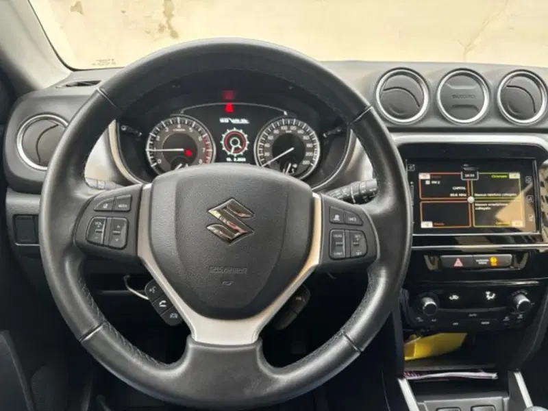 Suzuki Vitara usata a Reggio Calabria (8)