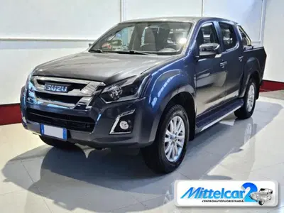 Isuzu D-Max Pick-up 1.9 Crew Cab Quasar 4WD Clima del 2020 usata a Cassacco