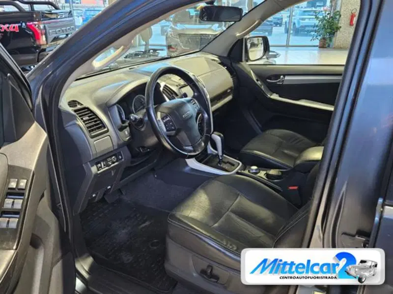 Isuzu D-Max Pick-up usata a Udine (12)