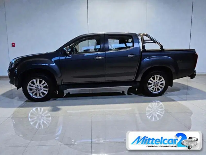 Isuzu D-Max Pick-up usata a Udine (4)