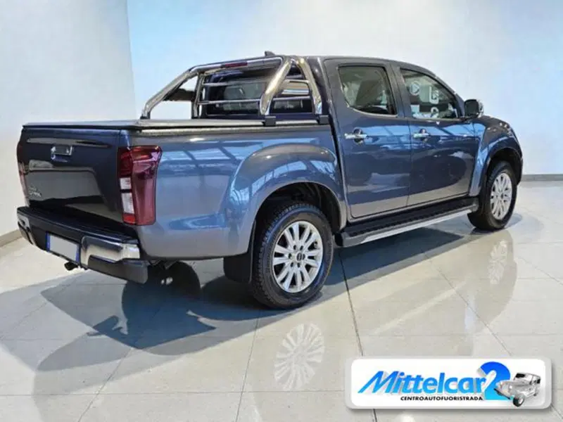 Isuzu D-Max Pick-up usata a Udine (5)