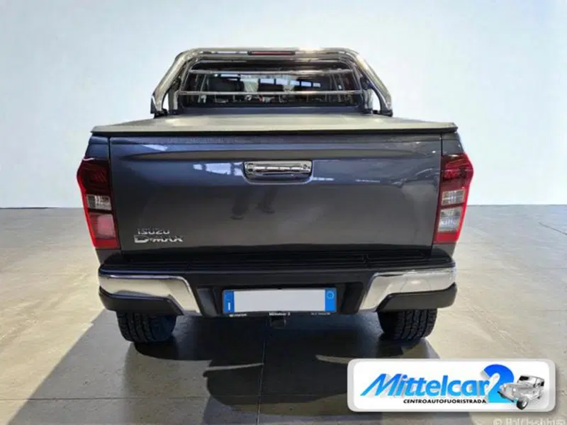 Isuzu D-Max Pick-up usata a Udine (8)