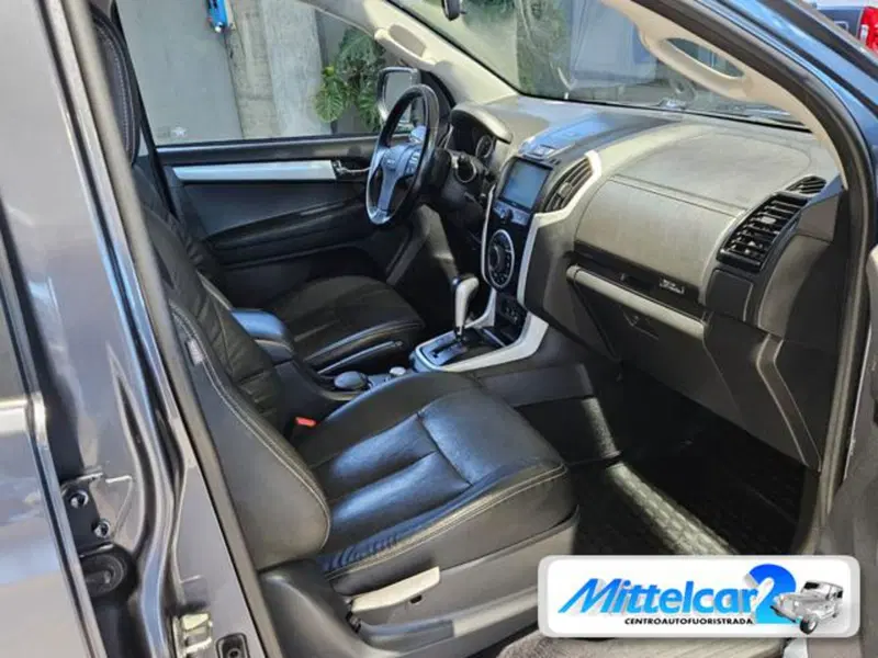 Isuzu D-Max Pick-up usata a Udine (9)