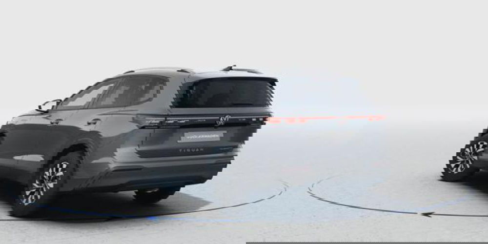 Volkswagen Tiguan nuova a Milano (3)