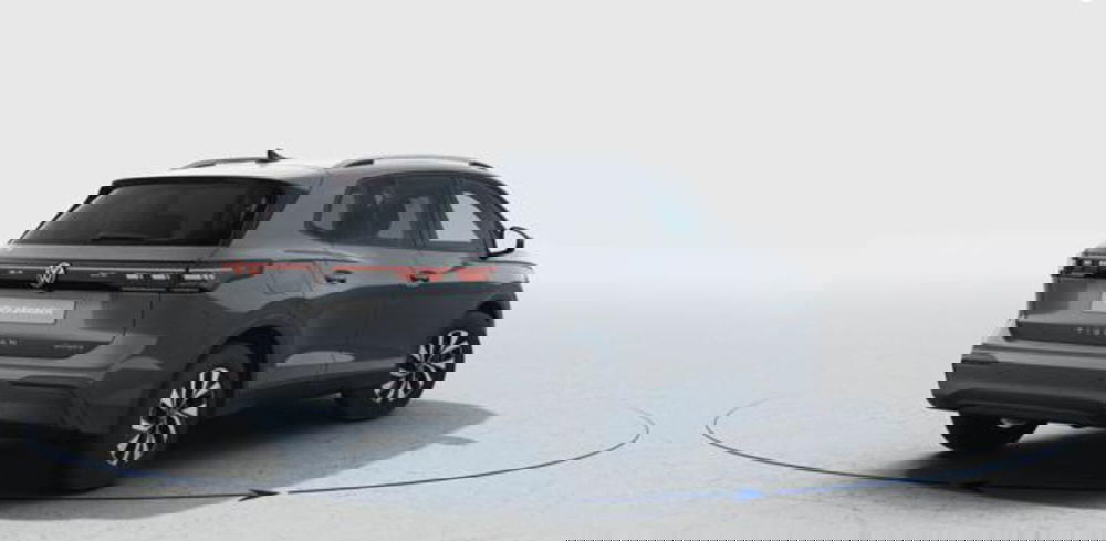 Volkswagen Tiguan nuova a Milano (5)