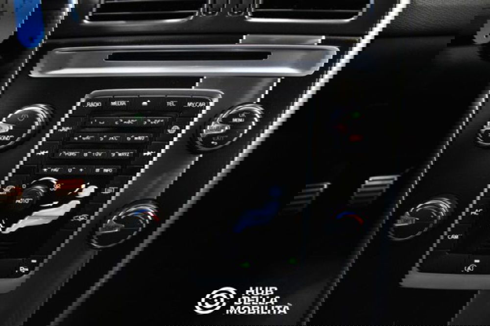 Volvo XC60 usata a Perugia (13)